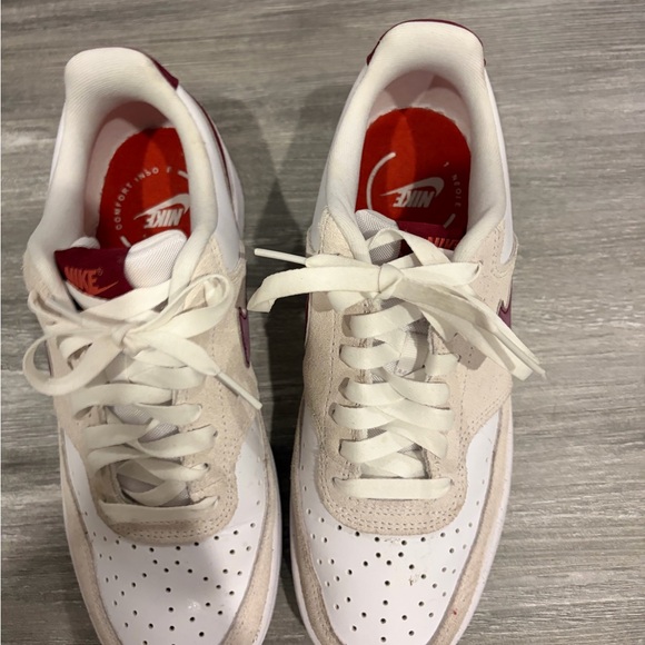 Nike Cream and Burgundy Sneakers - Picture 2 of 3